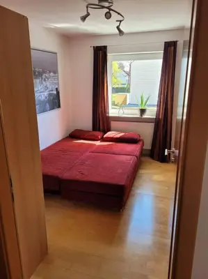 Ein Bett oder Betten in einem Zimmer der Unterkunft 3-Room Apartment in Rowhouse - Oktoberfest, Trade Shows, Business