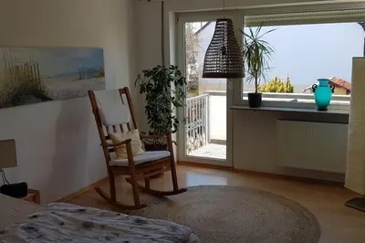 Ein Balkon oder eine Terrasse in der Unterkunft 3-Room Apartment in Rowhouse - Oktoberfest, Trade Shows, Business