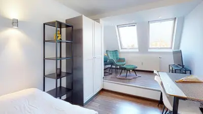 Ein Bett oder Betten in einem Zimmer der Unterkunft Spacious 4 Bedroom Apartment near City Center
