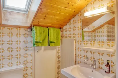 Ein Badezimmer in der Unterkunft Ruhige Ferienwohnungen Partenkirchen 1