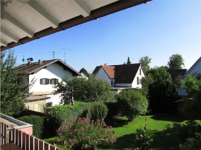 Ein Garten an der Unterkunft Ferienwohnung Bluhm