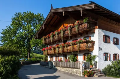 Das Gebäude in dem sich die Ferienwohnung befindet