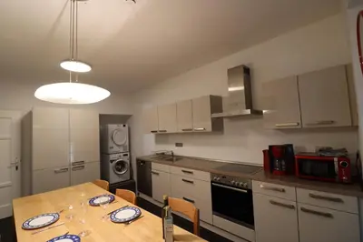 Küche/Küchenzeile in der Unterkunft Altbautraum am Gärtnerplatz 120 m2