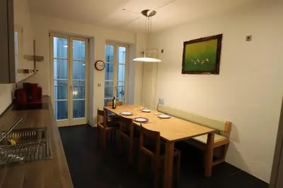 Küche/Küchenzeile in der Unterkunft Altbautraum am Gärtnerplatz 120 m2