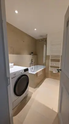 Ein Badezimmer in der Unterkunft LIBORIA III Wohnen im Denkmal Augsburgs