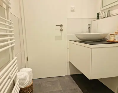 Grundriss der Unterkunft Homestay-Stylish, Zentral- Loft Apartment-Parking