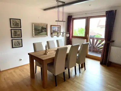 Ein Sitzbereich in der Unterkunft Ferienwohnung Meridiana