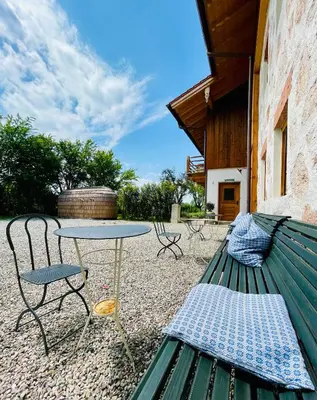 Ein Balkon oder eine Terrasse in der Unterkunft Farmhouse 1604 - Das Bauernhaus eines Fischers