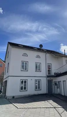 Das Gebäude in dem sich die Ferienwohnung befindet