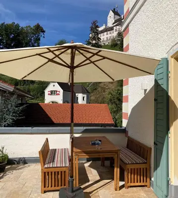 Das Gebäude in dem sich die Ferienwohnung befindet