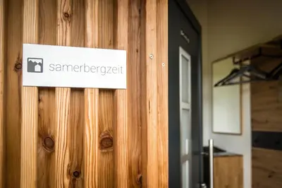Ein Zertifikat, Auszeichnung, Logo oder anderes Dokument, das in der Unterkunft samerbergzeit ausgestellt ist