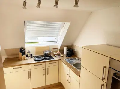 Küche/Küchenzeile in der Unterkunft Bavaria Home - Parken - Küche - Balkon