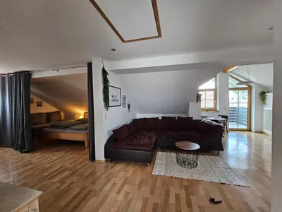 Ein Bett oder Betten in einem Zimmer der Unterkunft Ferienwohnung nähe Chiemsee (30 Min.)