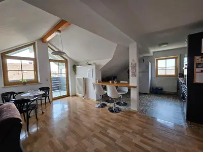 Küche/Küchenzeile in der Unterkunft Ferienwohnung nähe Chiemsee (30 Min.)
