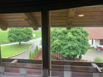Ein Garten an der Unterkunft Ferienwohnung am Ponyhof