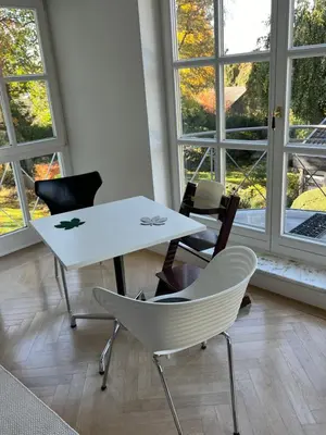 Ein Sitzbereich in der Unterkunft Herrenhaus - Starnberger See - Ammerland