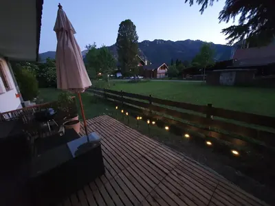 Ein allgemeiner Bergblick oder ein Berglick von der Ferienwohnung aus