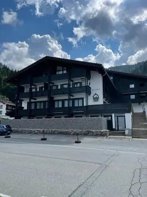 Ein allgemeiner Bergblick oder ein Berglick von der Ferienwohnung aus