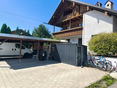 Das Gebäude in dem sich die Ferienwohnung befindet