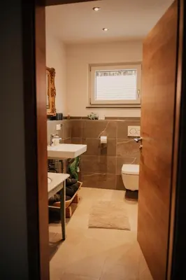 Ein Badezimmer in der Unterkunft Wohnung Schrödelstein neues Highlight Fliegenfischen auf der Isar