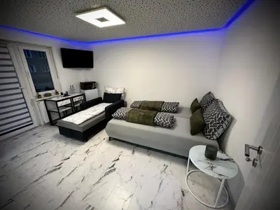 Ein Sitzbereich in der Unterkunft DeLuxe - Apartment ' Andrei 2 ' - Neu in Neuburg an der Donau