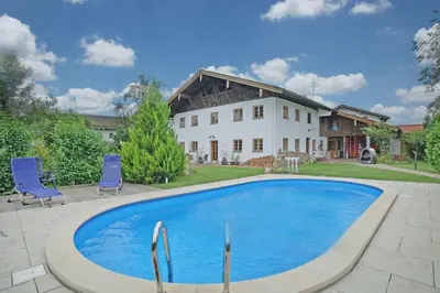 Der Swimmingpool an oder in der Nähe von Der Birkenhof-Ried