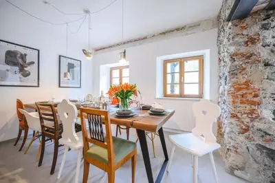 Ein Sitzbereich in der Unterkunft Mountain Chalet on Gut Buchwies