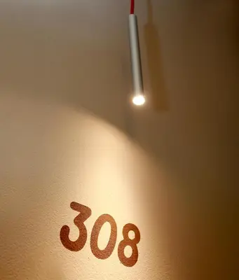 Ein Zertifikat, Auszeichnung, Logo oder anderes Dokument, das in der Unterkunft Best Motel ausgestellt ist
