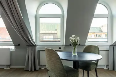 Ein Sitzbereich in der Unterkunft Numa Munich Blend