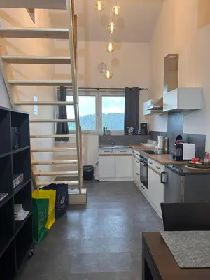 Küche/Küchenzeile in der Unterkunft Moderne Maisonettewohnung/2 Zimmer/Küche/Bad #2