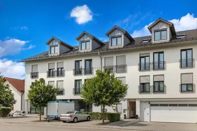 Das Gebäude in dem sich die Ferienwohnung befindet