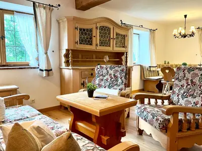 Ein Sitzbereich in der Unterkunft Ferienhaus Anni