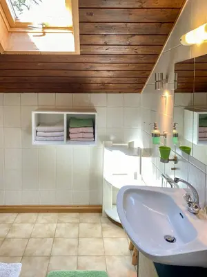 Ein Badezimmer in der Unterkunft Ammergauer Ferienidyll