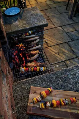 Ein für Gäste verfügbarer Grill in der Ferienwohnung