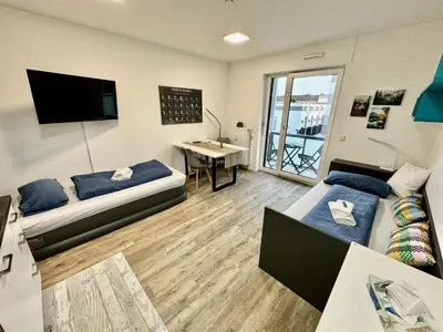 TV/Unterhaltungsangebot in der Unterkunft Carefree Mikroapartment inkl. Balkon + Tiefgarage