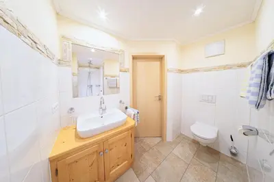 Ein Badezimmer in der Unterkunft Gästehaus Oberland