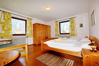 Ein Bett oder Betten in einem Zimmer der Unterkunft Bergblick