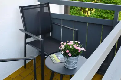 Ein Balkon oder eine Terrasse in der Unterkunft ChiemseeKoje