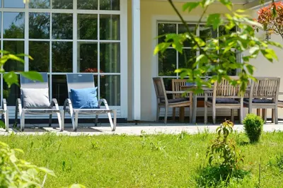 Ein Garten an der Unterkunft Gartenparadies