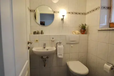 Ein Badezimmer in der Unterkunft Haus Nini