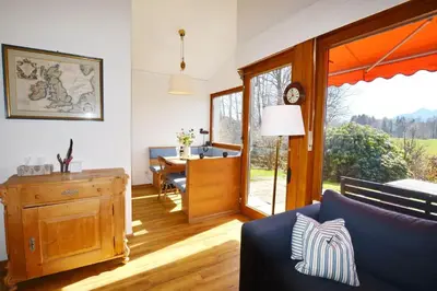 Ein Sitzbereich in der Unterkunft Haus Rehblick
