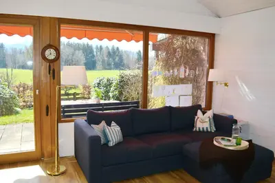 Ein Sitzbereich in der Unterkunft Haus Rehblick