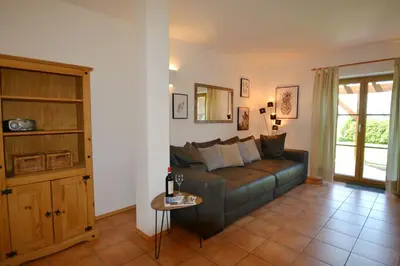 Ein Sitzbereich in der Unterkunft Meisterhof - Chiemsee