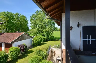 Ein Garten an der Unterkunft Seeluft