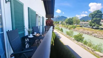 Ein allgemeiner Bergblick oder ein Berglick von der Ferienwohnung aus
