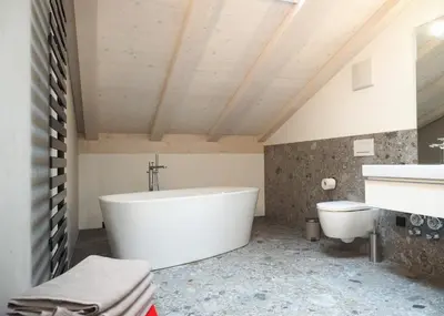Ein Badezimmer in der Unterkunft Holzer 2.0