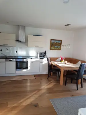Küche/Küchenzeile in der Unterkunft Ferienwohnungen Rimsting am Chiemsee