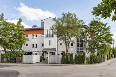 Das Gebäude in dem sich die Ferienwohnung befindet
