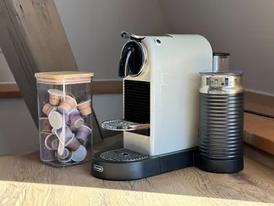 Kaffee-/Teezubehör in der Unterkunft TRULY - Viel Platz für Business & Familie - Modern, Garage, Fahrstuhl
