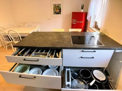 Küche/Küchenzeile in der Unterkunft 4 Zimmer Wohnung, 6 Bed, Küche, Waschmaschine, Wlan, Garden, free Parking